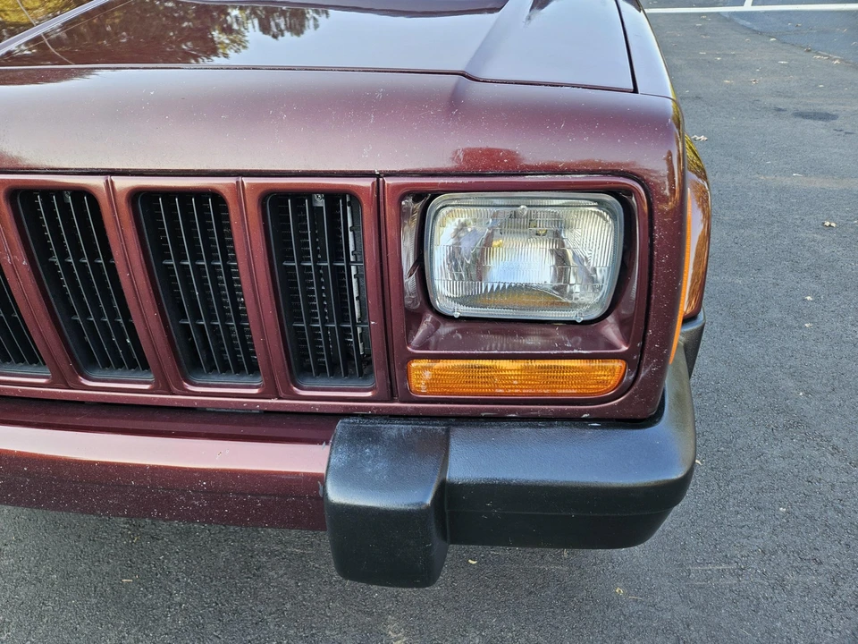 2000 Jeep XJ Cherokee - Image 15 of 31