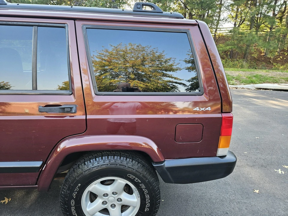 2000 Jeep XJ Cherokee - Image 20 of 31