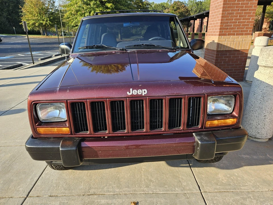 2000 Jeep XJ Cherokee - Image 5 of 31