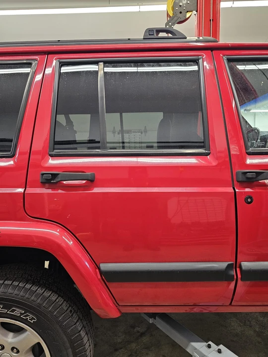 2000 Jeep XJ Cherokee - Image 31 of 31