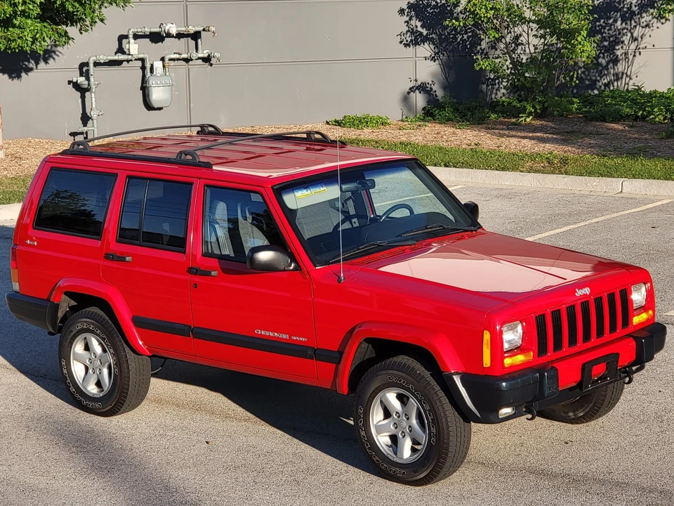 2000 Jeep XJ Cherokee - Image 5 of 31