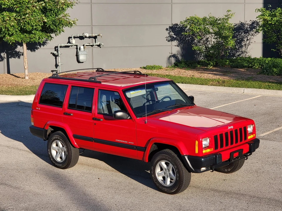 2000 Jeep XJ Cherokee - Image 4 of 31