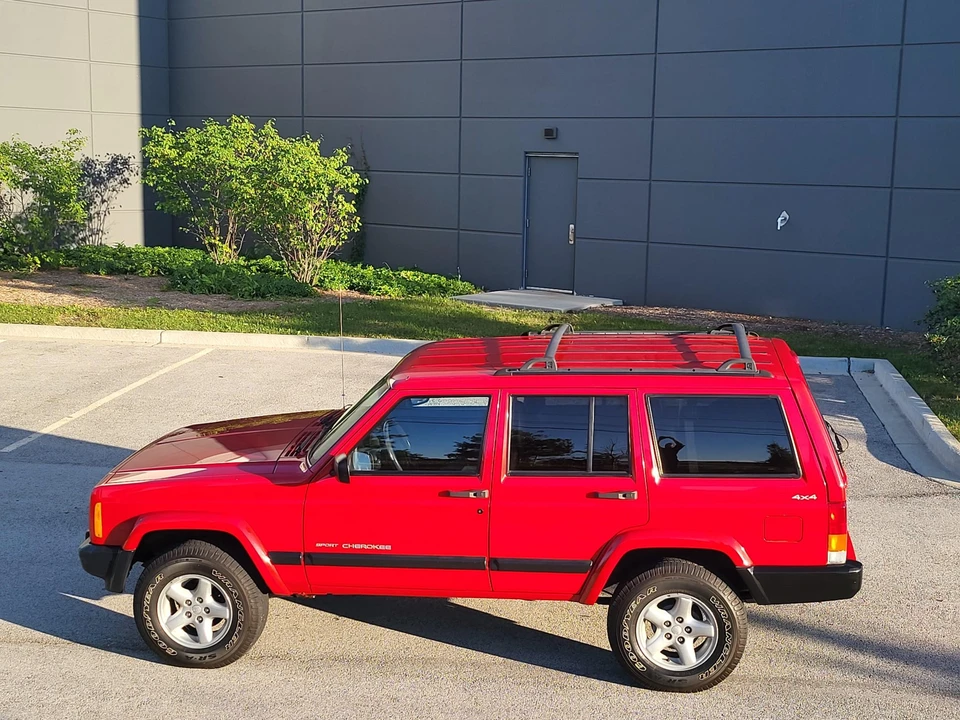 2000 Jeep XJ Cherokee - Image 12 of 31