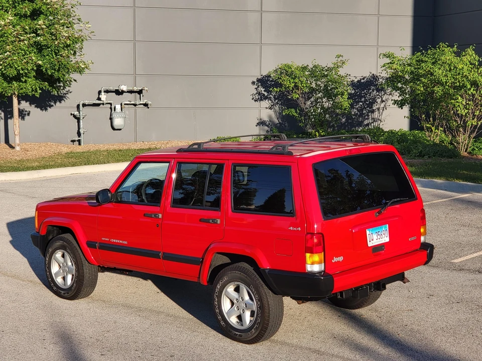 2000 Jeep XJ Cherokee - Image 11 of 31