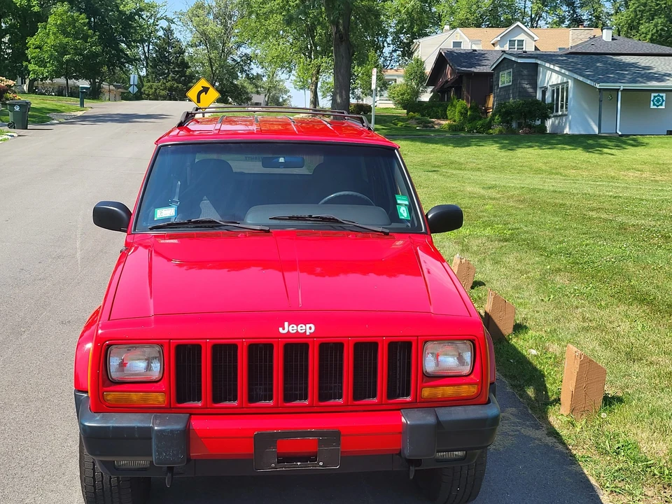 2000 Jeep XJ Cherokee - Image 15 of 31