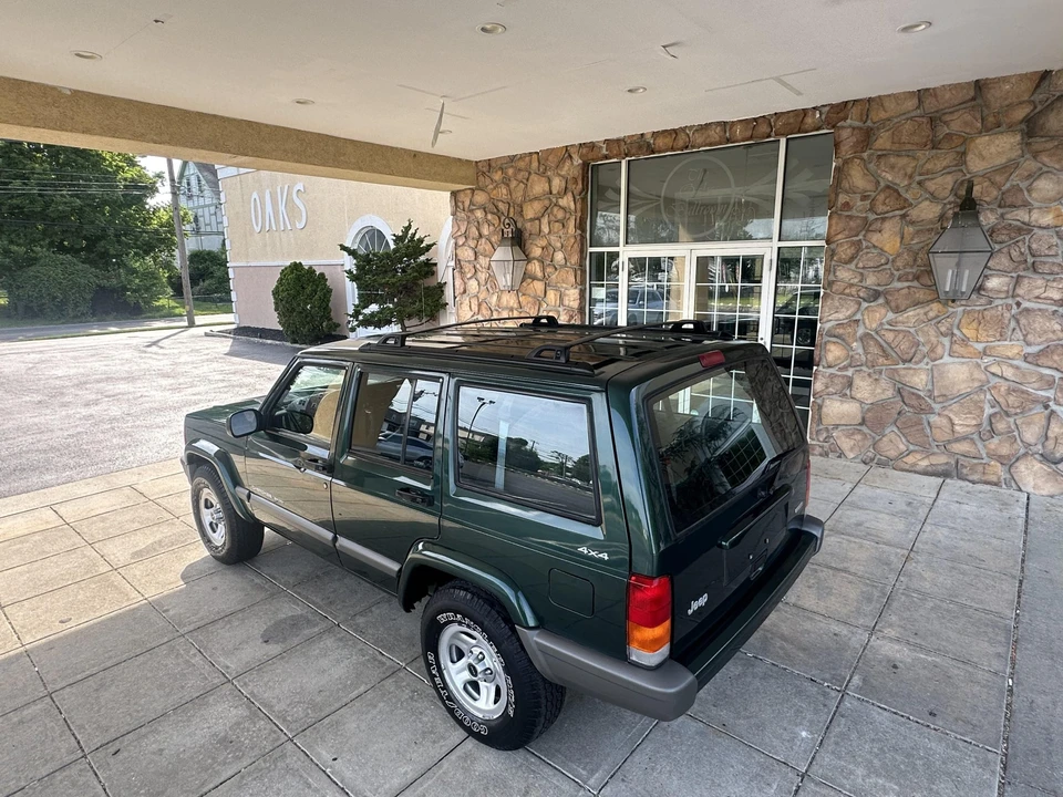 2000 Jeep XJ Cherokee - Image 12 of 31