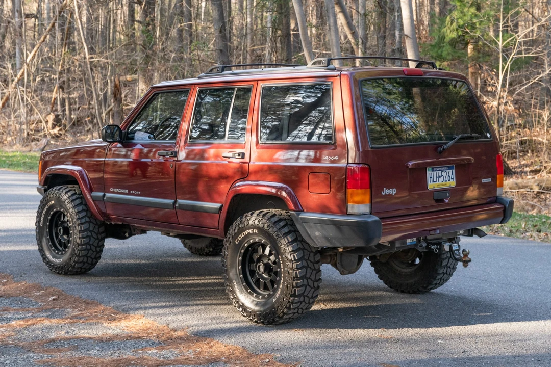 2000 Jeep XJ Cherokee - Image 5 of 31