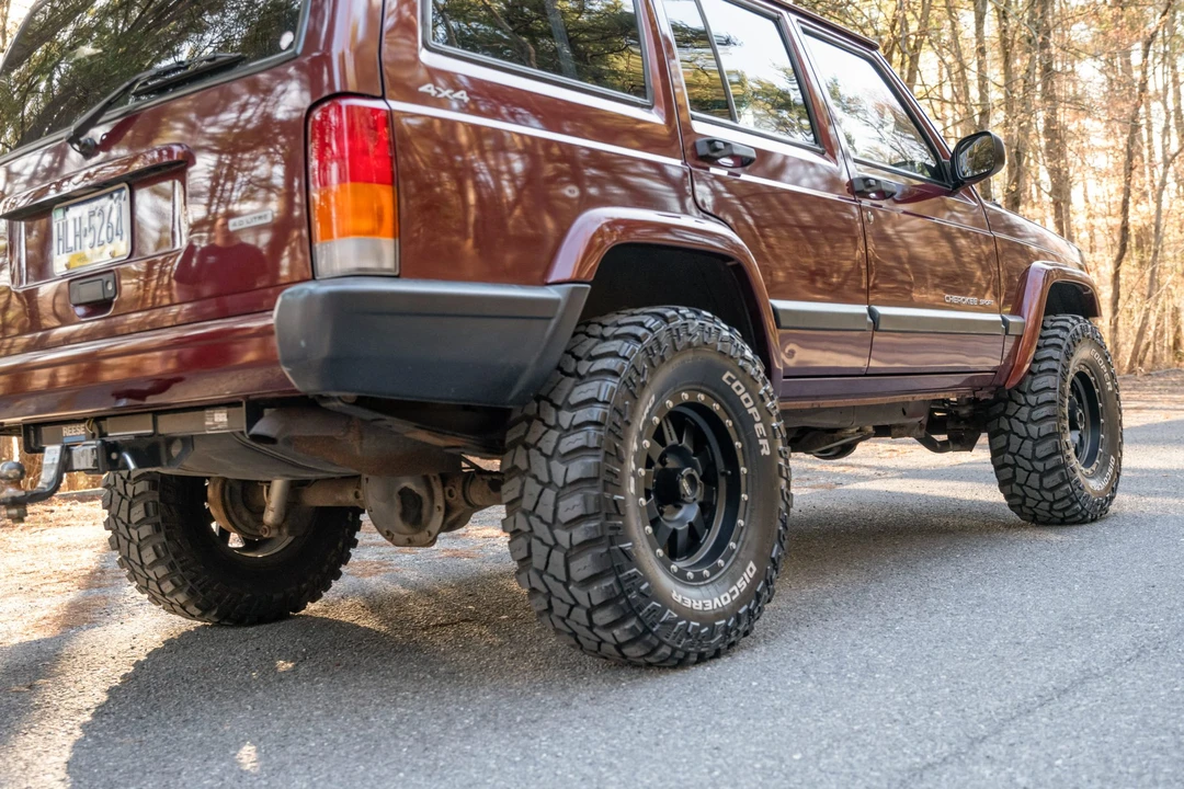 2000 Jeep XJ Cherokee - Image 25 of 31