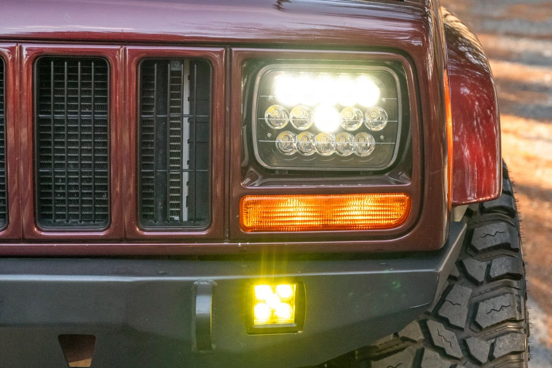2000 Jeep XJ Cherokee - Image 28 of 31