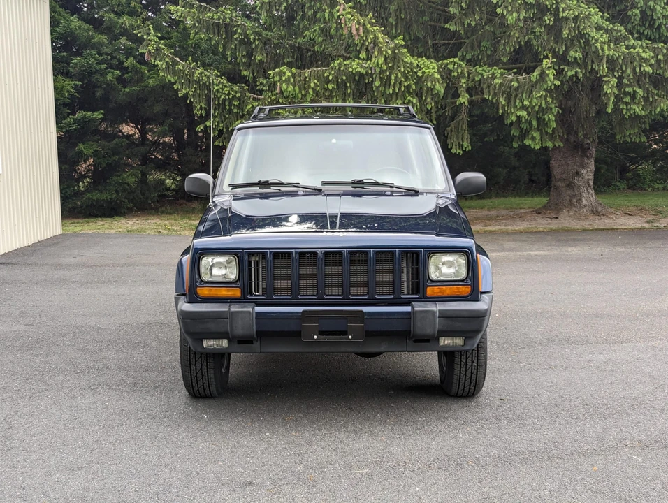 2000 Jeep XJ Cherokee - Image 8 of 31