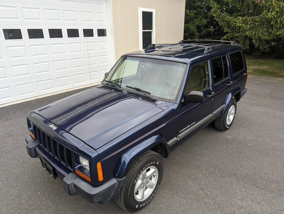 2000 Jeep XJ Cherokee - Image 12 of 31