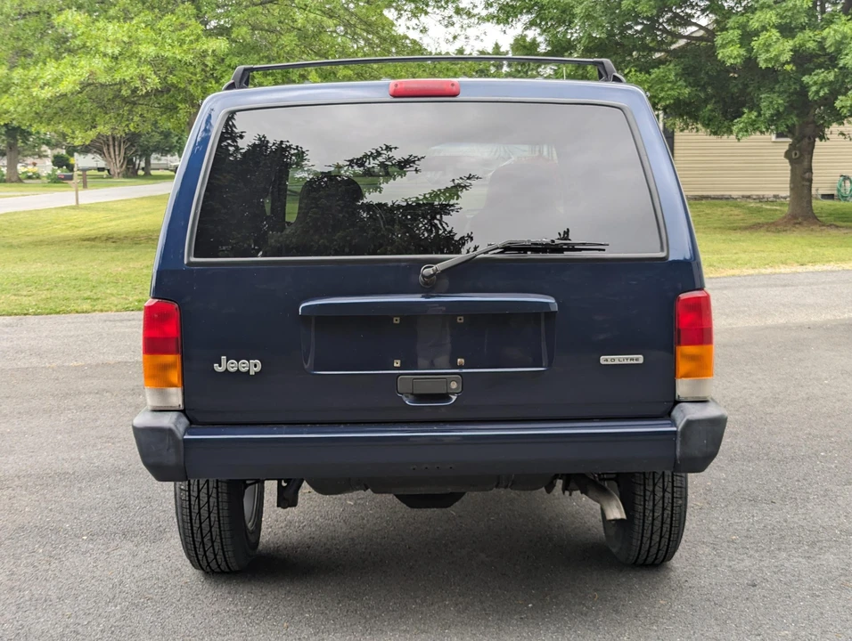 2000 Jeep XJ Cherokee - Image 18 of 31