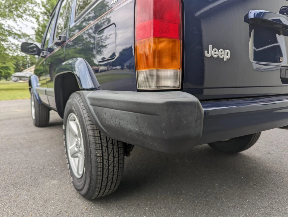 2000 Jeep XJ Cherokee - Image 30 of 31