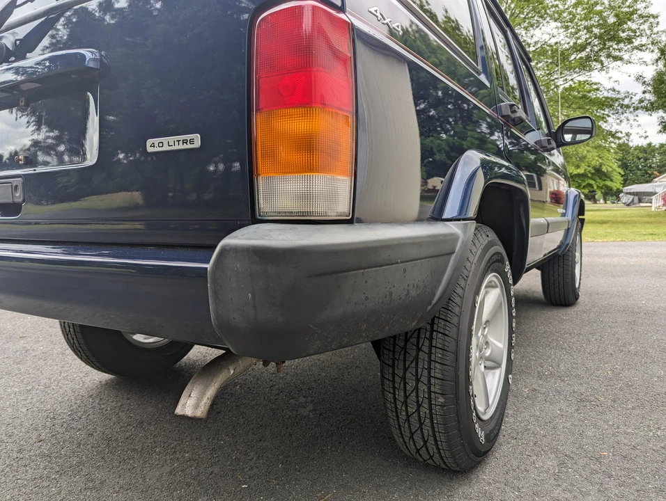 2000 Jeep XJ Cherokee - Image 31 of 31