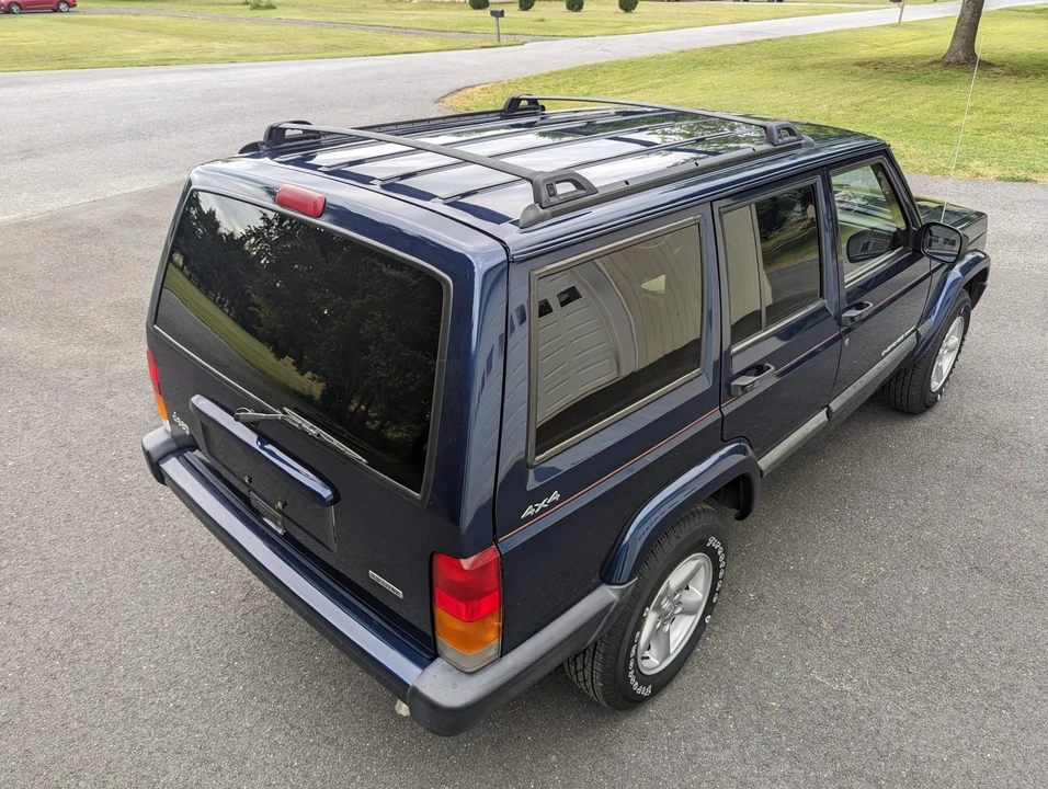 2000 Jeep XJ Cherokee - Image 19 of 31
