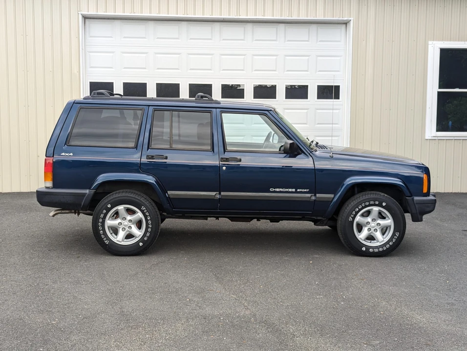 2000 Jeep XJ Cherokee - Image 25 of 31