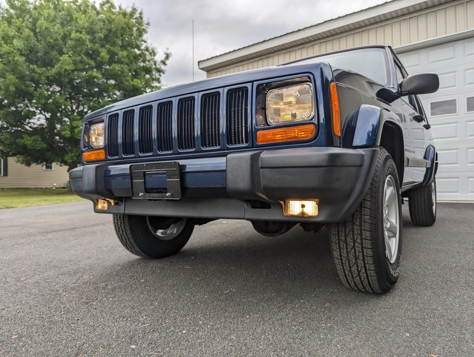 2000 Jeep XJ Cherokee - Image 10 of 31