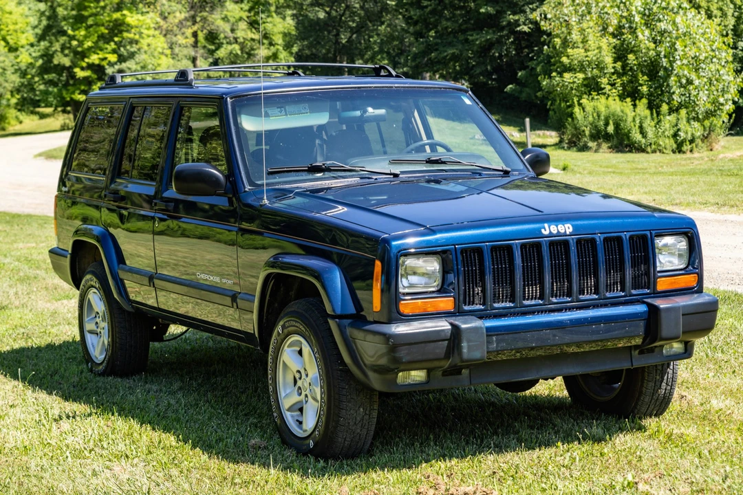2000 Jeep XJ Cherokee - Image 5 of 31