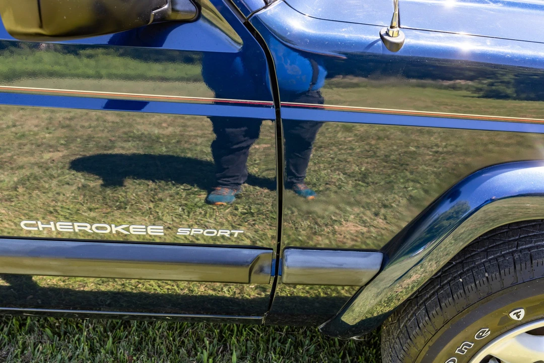 2000 Jeep XJ Cherokee - Image 29 of 31