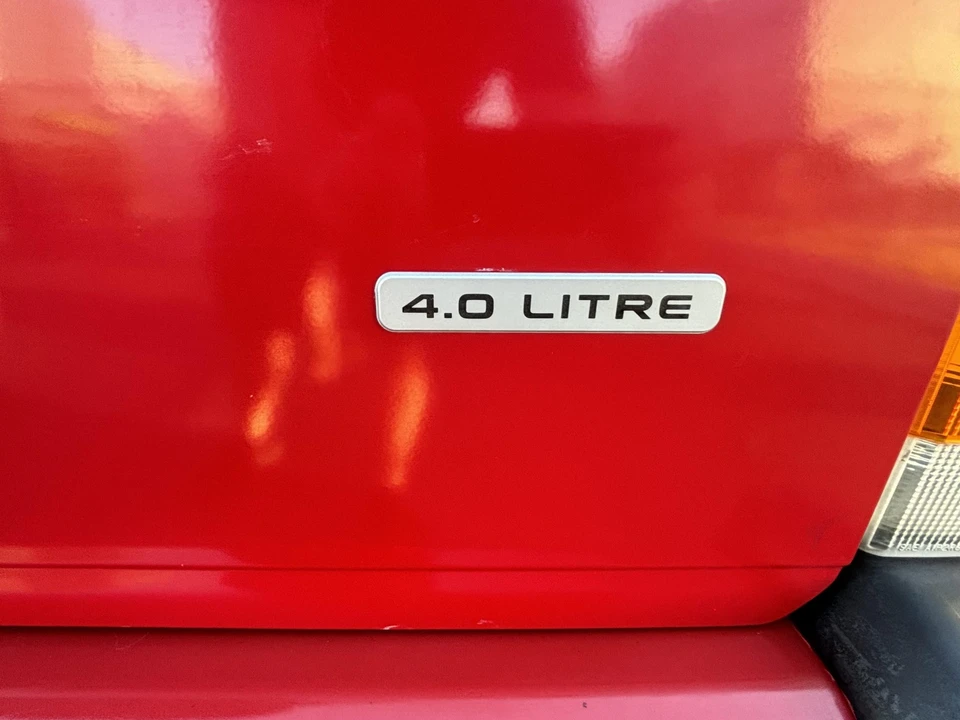 2000 Jeep XJ Cherokee - Image 24 of 31