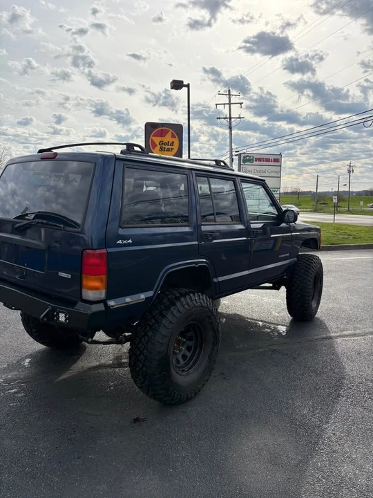 2000 Jeep XJ Cherokee - Image 4 of 11