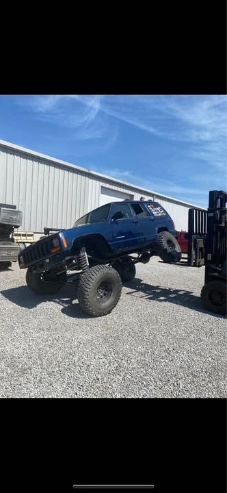 2000 Jeep XJ Cherokee - Image 5 of 11