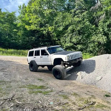 2000 Jeep Cherokee Sport 4D