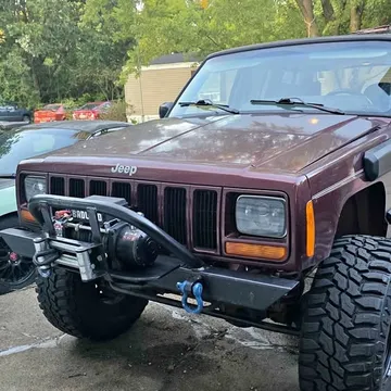 2000 Jeep Cherokee Sport 4D