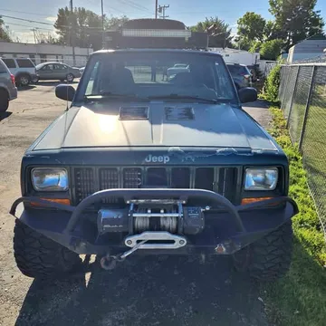 2000 Jeep Cherokee Sport 4D