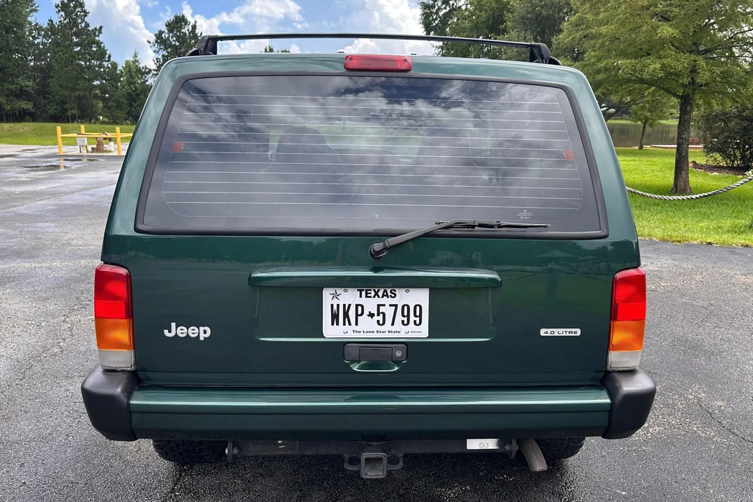 2000 Jeep XJ Cherokee - Image 5 of 31