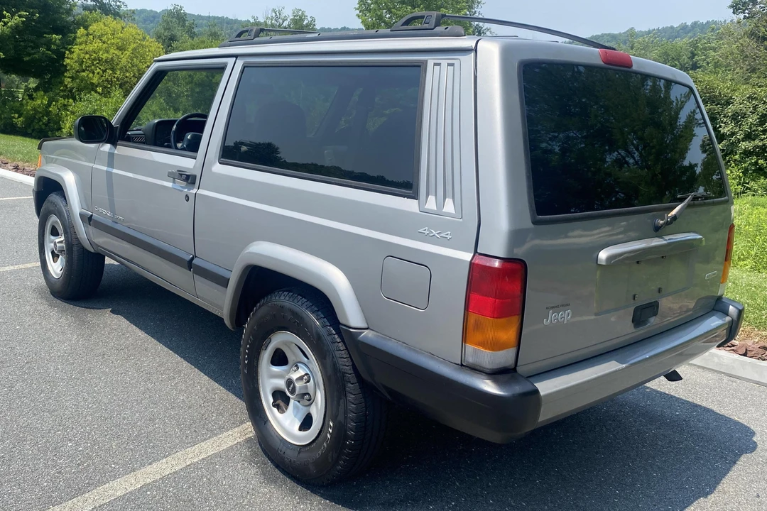 2000 Jeep XJ Cherokee - Image 4 of 5
