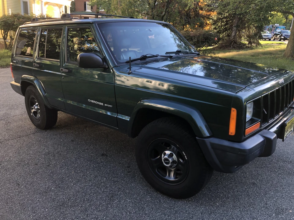 2000 Jeep XJ Cherokee - Image 3 of 23