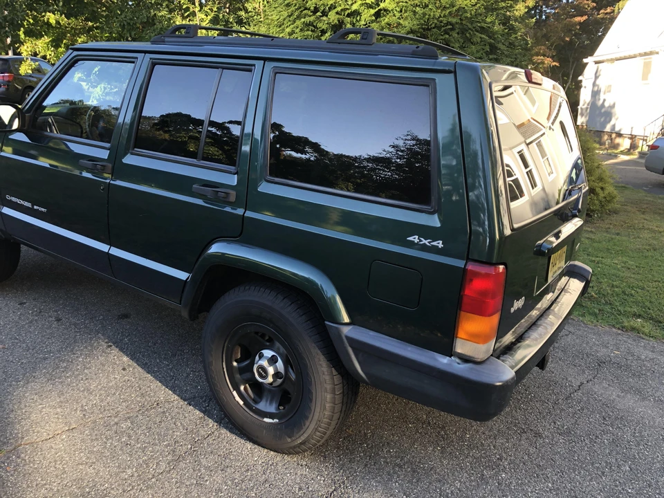 2000 Jeep XJ Cherokee - Image 11 of 23