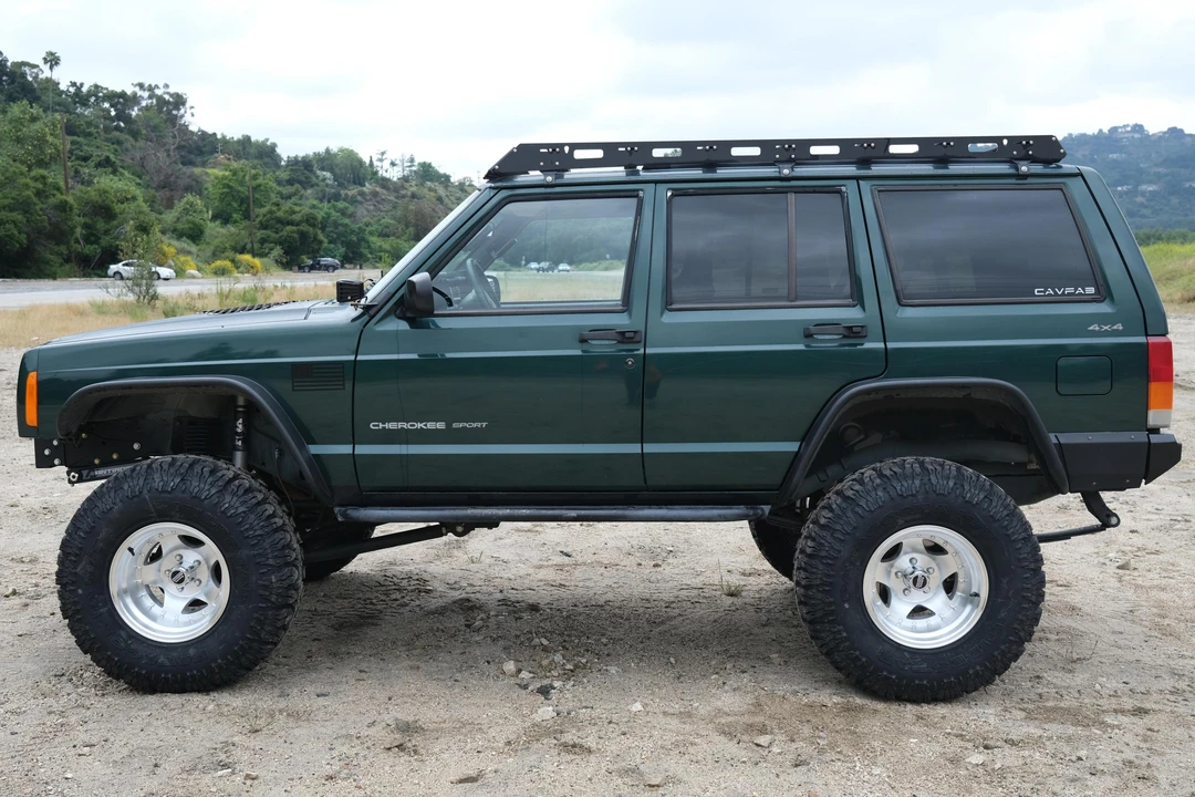 2000 Jeep XJ Cherokee - Image 3 of 30