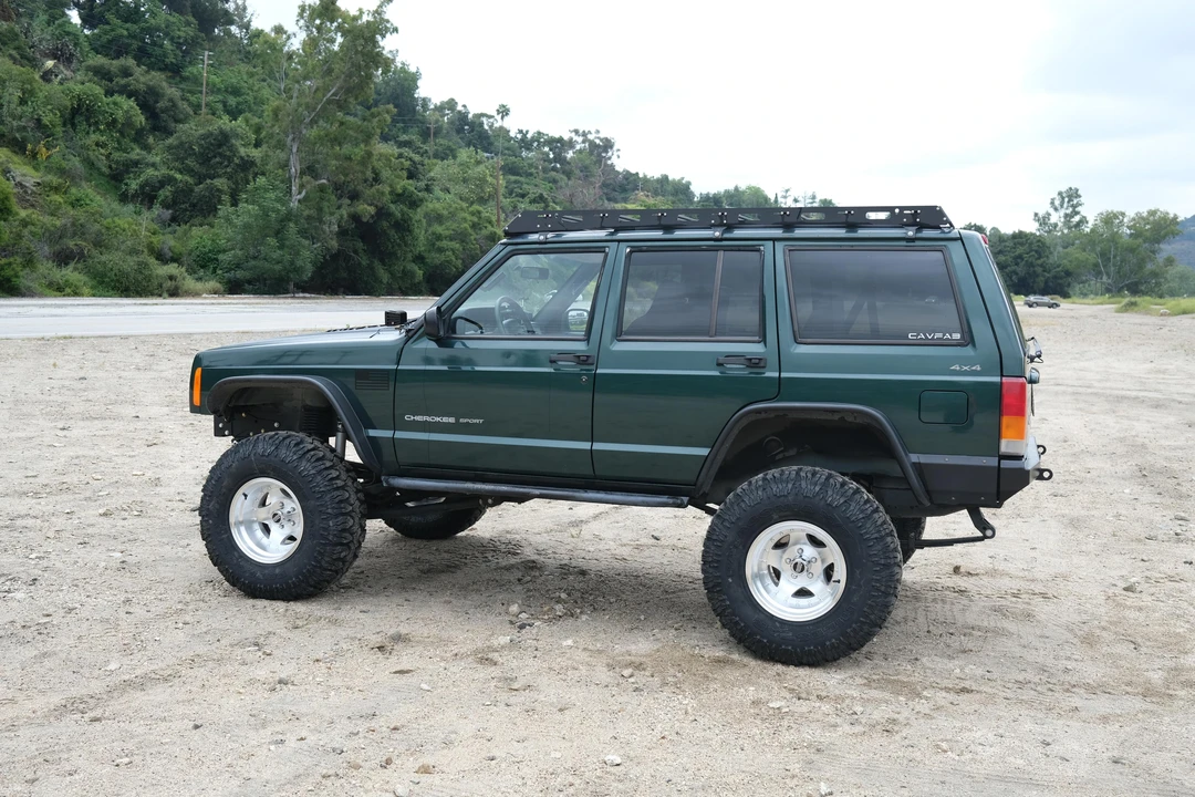 2000 Jeep XJ Cherokee - Image 8 of 30