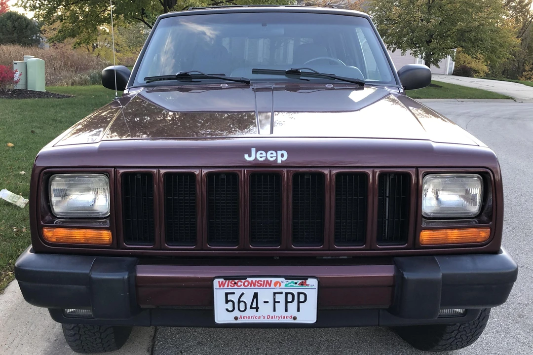 2000 Jeep XJ Cherokee - Image 2 of 7