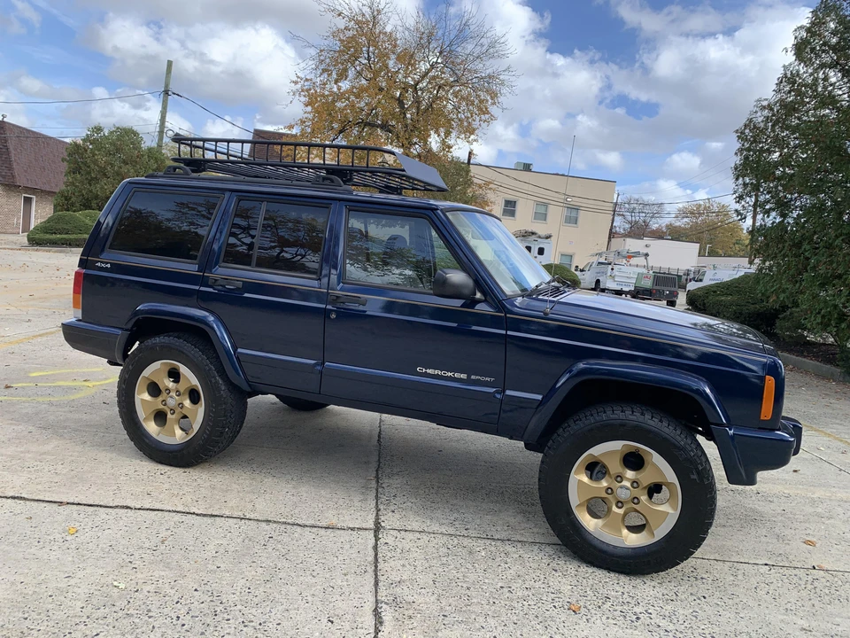 2000 Jeep XJ Cherokee - Image 15 of 31