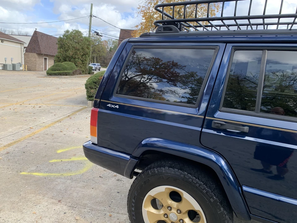 2000 Jeep XJ Cherokee - Image 30 of 31