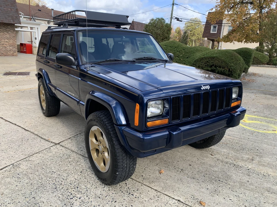 2000 Jeep XJ Cherokee - Image 18 of 31