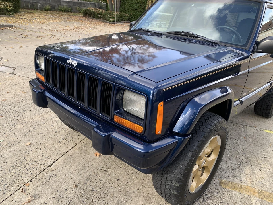 2000 Jeep XJ Cherokee - Image 19 of 31