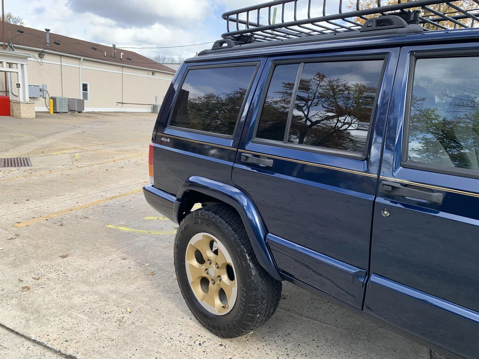 2000 Jeep XJ Cherokee - Image 31 of 31