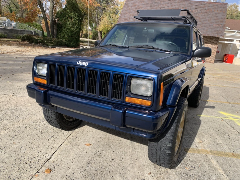 2000 Jeep XJ Cherokee - Image 6 of 31