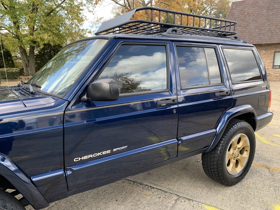2000 Jeep XJ Cherokee - Image 22 of 31