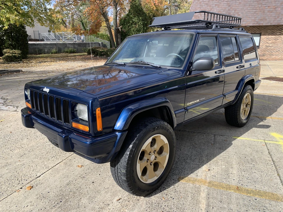 2000 Jeep XJ Cherokee - Image 7 of 31