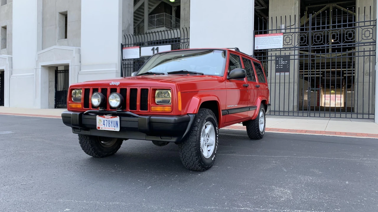 2000 Jeep XJ Cherokee - Image 7 of 31
