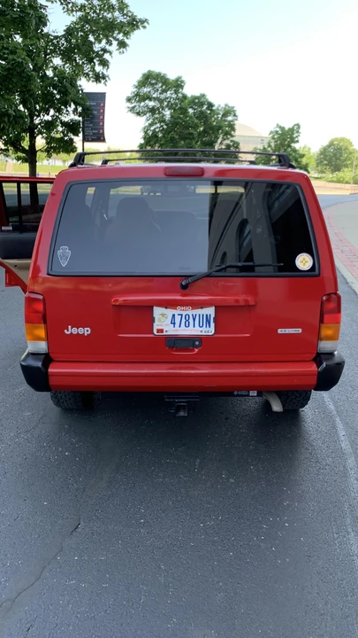2000 Jeep XJ Cherokee - Image 10 of 31