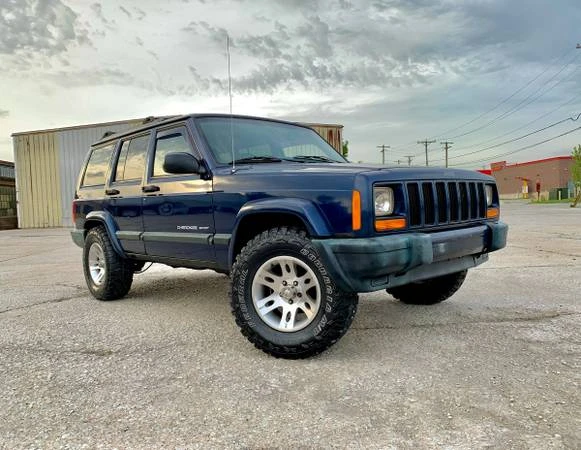 2000 Jeep XJ Cherokee - Image 8 of 31