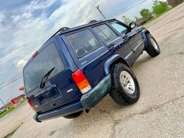 2000 Jeep XJ Cherokee - Image 6 of 31