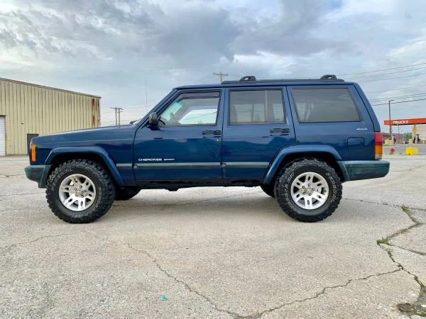 2000 Jeep XJ Cherokee - Image 3 of 31