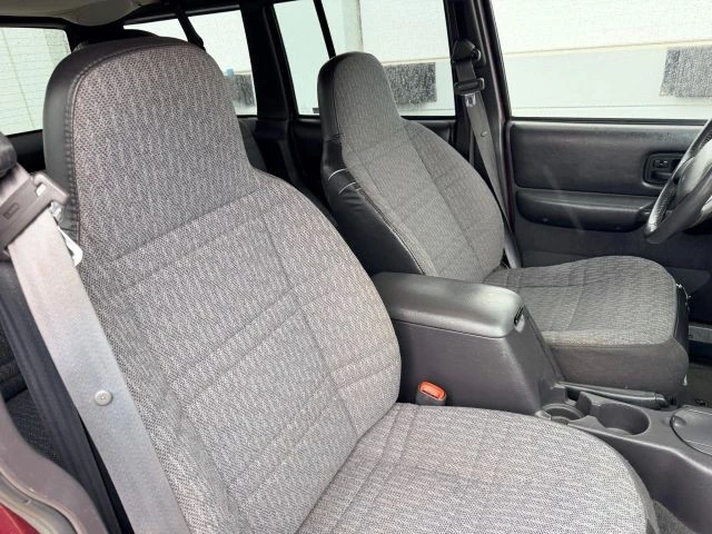 2000 Jeep XJ Cherokee - Image 16 of 21